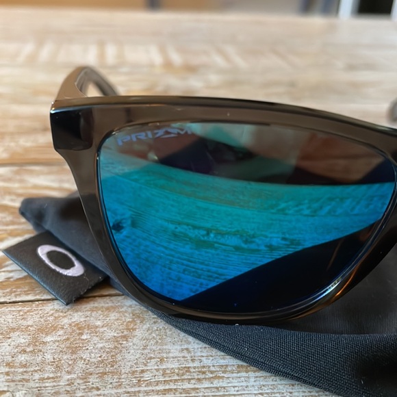 🕶Oakley Frogskins™ Prizm Sapphire/Grey Smoke🕶 unisex - Picture 12 of 16